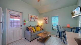 San Miguel Coconut Santorini by AvantStay - 4