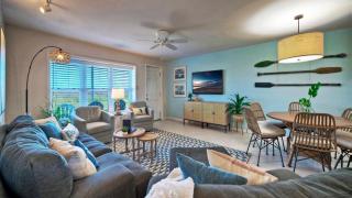 Sleeps 16 2 Beachfront Condos PoolPickleballTennis Island Retreat Complex - 5