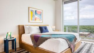 Sleeps 34 11 Condos in New Austin High Rise w Rooftop Pool Gym Yoga Studio - 8