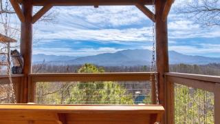 Misty Mountain by AvantStay Hot Tub Mountain Views Theater Pool Table - 9