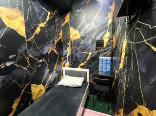 Pulse capsule hotel - 7