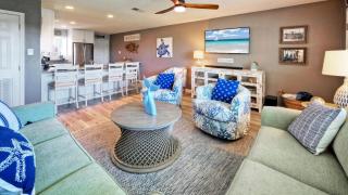 2 Condos Beach Access 2 Pools Pickleball Tennis Island Retreat Complex - 2