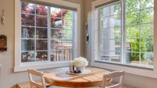 Sunny Backyard Fireplace Coastal Access in Peaceful Neighborhood Near Shopping - Langley - 2