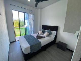 GREEN HOUSE Segundo piso totalmente independiente con Terraza, Jacuzzi de hidro-masajes, BBQ, Chimenea privada, y Vista a la Montaña - 3