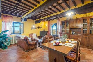 Panoramic Villa With Pool In Lunigiana - 2
