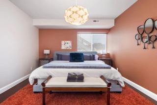 Modern 2BR Designer CWE Condo ABODEbucks - 1