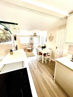 Harbour Hideaway, Porthleven - 6