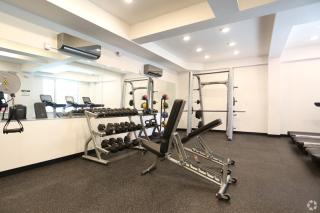 Luxury 1BR Getaway - Modern Stylish & Great Area - 4