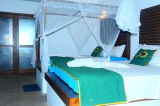 Queens Udawalawa - 2