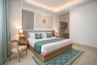 Hotel Siganture A Premium Hotel At Golf Course Road & Near Sector 54 Chowk Metro - 2