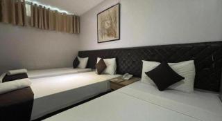 Capitol Central Hotel and Suites - 1