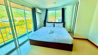 Silver Oaks Guest House - 4