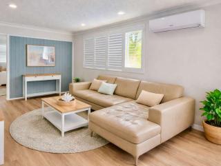 Seabreeze Stay at Southport - 0