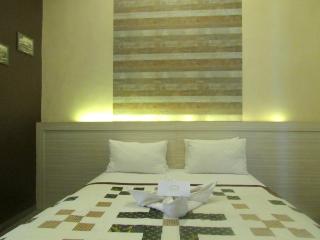 Riche Heritage Hotel - Malang - 9