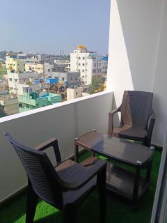 Luxury Sunny Apartment for Family and Friends - 3