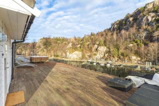 Aurora Bliss - Fjordfront Jacuzzi & Sauna near Bergen - 8