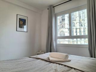 Le Sweet Escape - Vue Sur La Cathédrale - 9