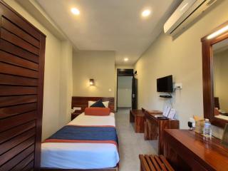 Oak Ray Ella Gap Hotel - 6