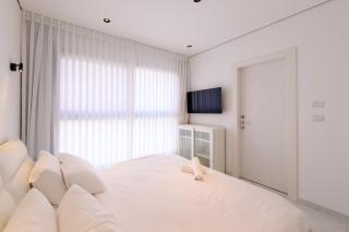 וילה לה מר - וילה עם בריכה ו-3 סוויטות מדהימות עם נוף לים המלח - 8