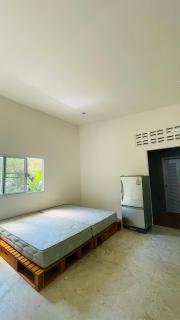 House of Lee-Party room - 9