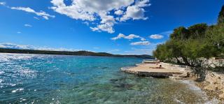 Beach front with Swimming pool, Illyria Resort Apt 101 - 2