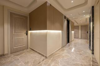 The Janak By LA Riqueza Hotels, City Centre - Parking on Site - 05 Mins from Connaught Place - 7