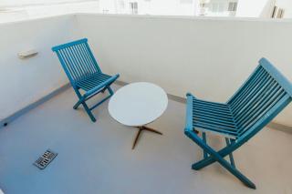 Cozy Seaside One-Bedroom Penthouse - 8