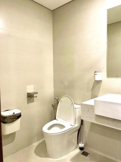 Zephyr - The Ruby Ha Long - 1