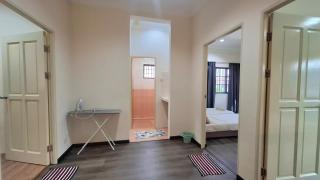 Bliss Homestay Miri - 3 Bedroom Double Storey Corner House with Netflix, Wi-Fi & hot water - 1