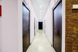 SPOT ON Cascade Villa Guest House - 2