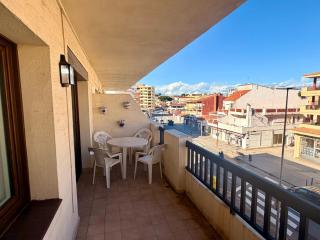 Charming & renovated apt stone throw to the sea - 5