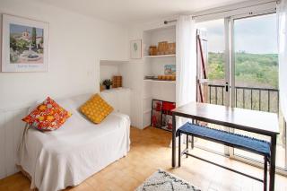 Cosy Apartment in Ancient Gabian with River and Vineyard Views - 5