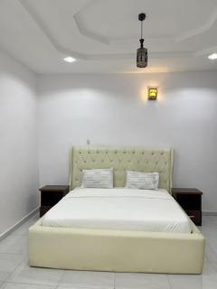 Paradise Beach Holiday Apartments - 6