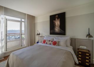 Hovagimyan Hotel and Suites - 4