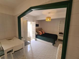 Bliss Studio 5 Min Walk to the Beach with Sea View - 7