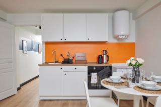 Superb Location 3 Min to Metro AC Elevator - 5