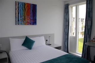 Elm Grove University of Roehampton - 7