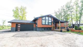 Beautiful dreaming house 5 Bdrooms - 7