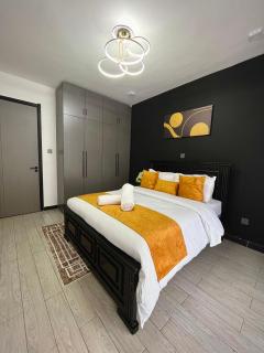 Luxury 1BR in Kilimani -Pool, Gym & City View - 7