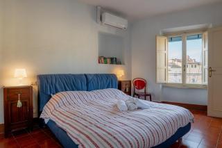 Tre finestre sull'anfitreatro Lucca - 6