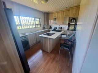 Bulawayo Bliss - Cozy 3 Bedroom House - 5