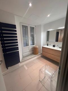 Le magasin - 2