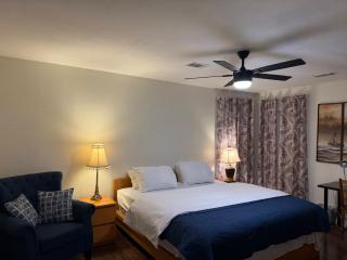 Historic Downtown McKinney 3BR - 4