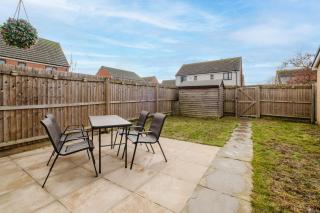Modern and comfortable 3 bed house - 6