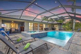 Flip Flops With Pool - Spa - Pet Friendly - 0