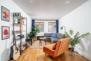 Spacious One Bed Apartment in Shoreditch - 4