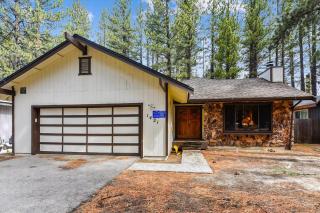 Pet Friendly - Close To Heavenly, Steps To The River - 0