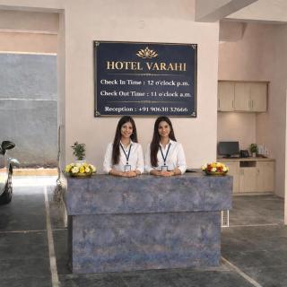 Hotel Varahi Luxury Rooms - 5