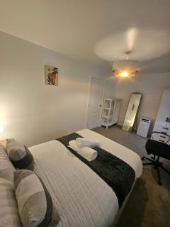 The Brown Rest House - 8