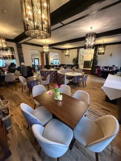 The Lilly Restaurant With Rooms - 1